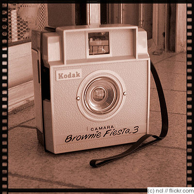 Kodak Eastman: Brownie Fiesta 3 camera