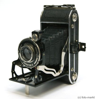 Adox: Trumpf II camera