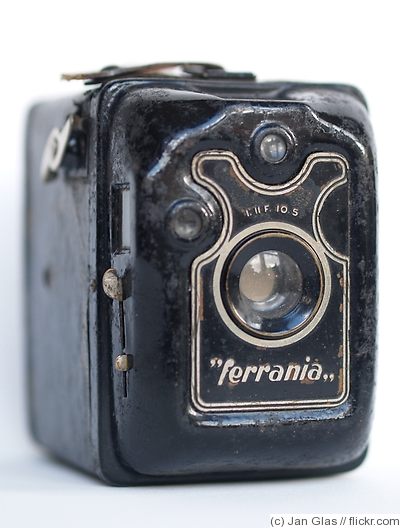 Ferrania: Ferrania Box camera