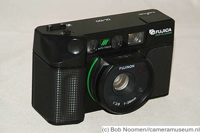Fuji Optical: Fuji DL 100 (Discovery S100) camera