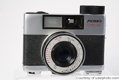 GOMZ: Lomo 135 M camera