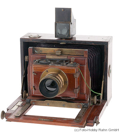 Gaumont: Chambre Folding (Field Camera) camera