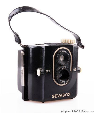 Gevaert: Geva Box (6x6) camera