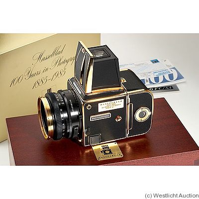 Hasselblad: 2000 FC/M Gold Anniversary camera