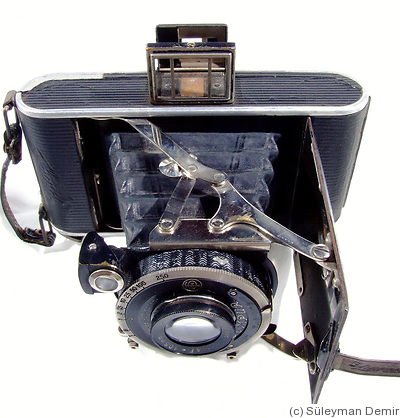 Ihagee: Auto-Ultrix (2860, Double-format) camera