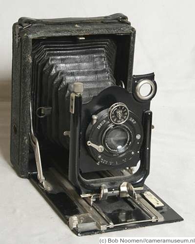 Ihagee: Pionier camera