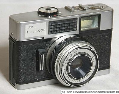 Ilford: Sportsman 300L camera