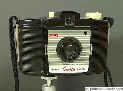 Kodak Eastman: Brownie Cresta camera