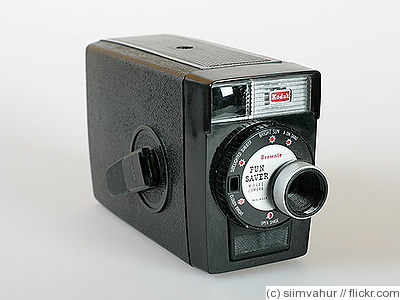 Kodak Eastman: Brownie Fun Saver camera