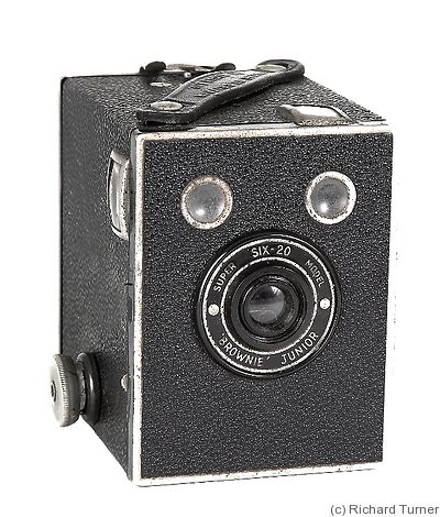 Kodak Eastman: Brownie Junior Super Six-20 camera