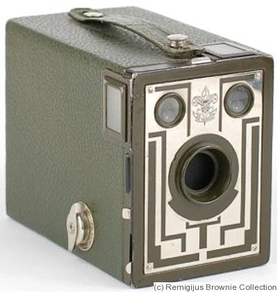 Kodak Eastman: Six-20 Boy Scout Brownie camera