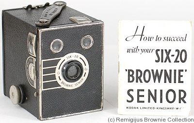 Kodak Eastman: Six-20 Brownie Senior camera
