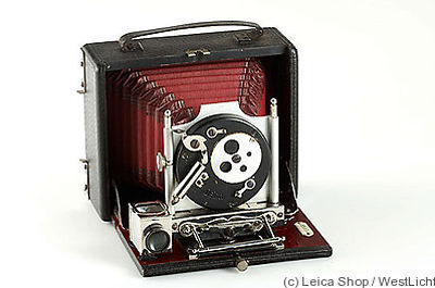 Krügener: Delta Klapp (Folding, 1900) camera