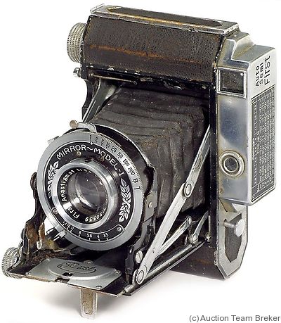 Kuribayashi (Petri): Auto Semi First camera