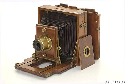 Lancaster: Meritoire camera