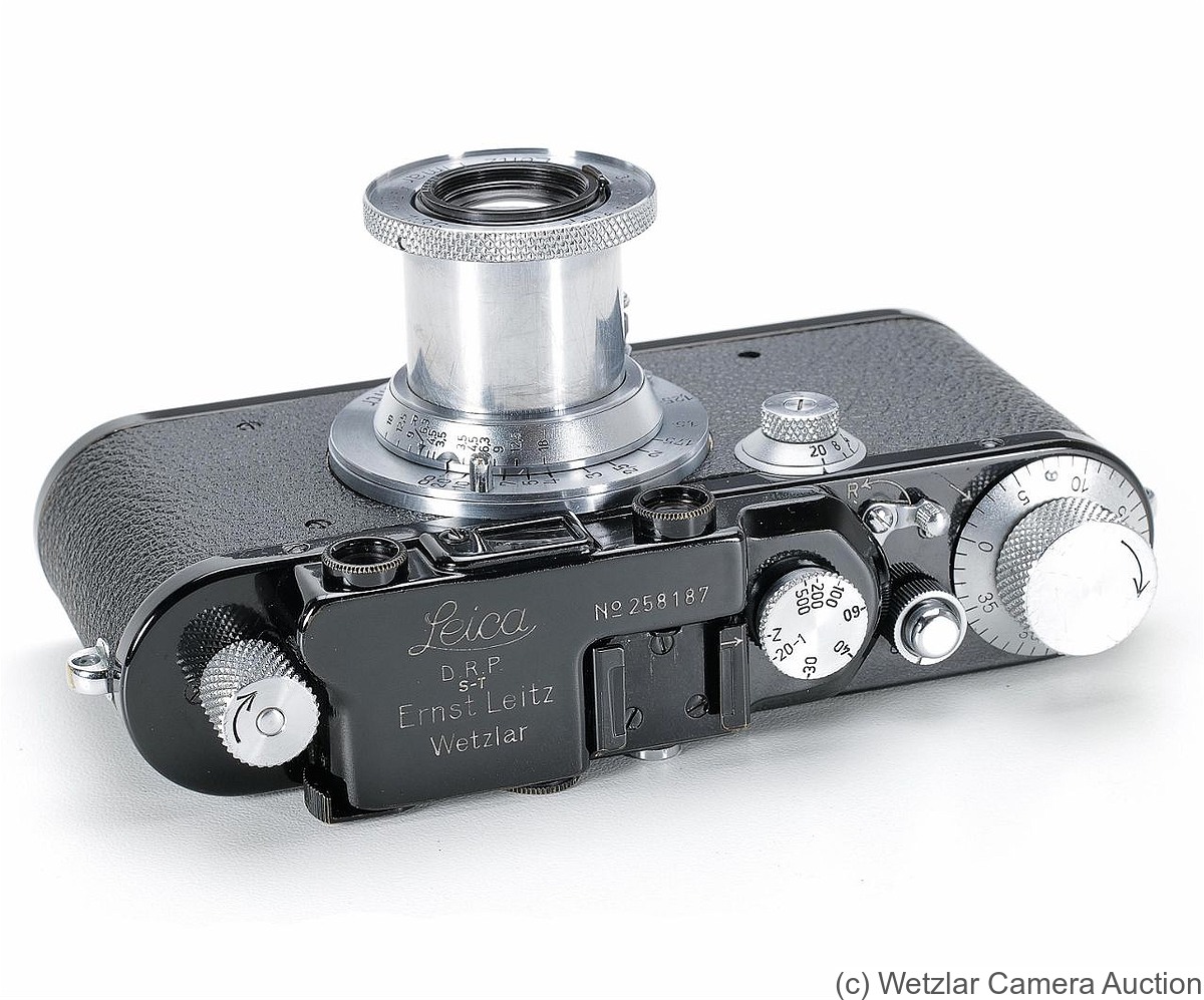 Leitz: Leica III (Mod.F) black Tiranty Paris camera
