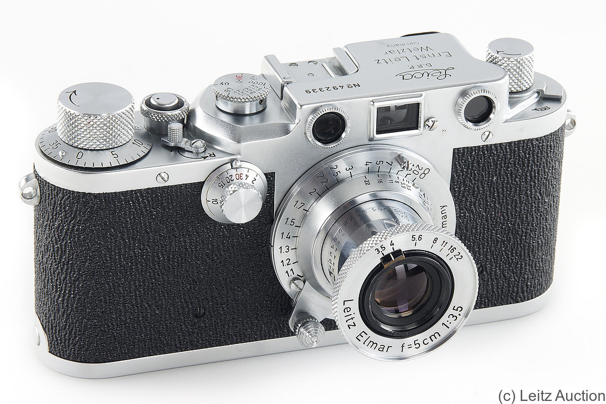 Leitz: Leica IIIc sharkskin camera