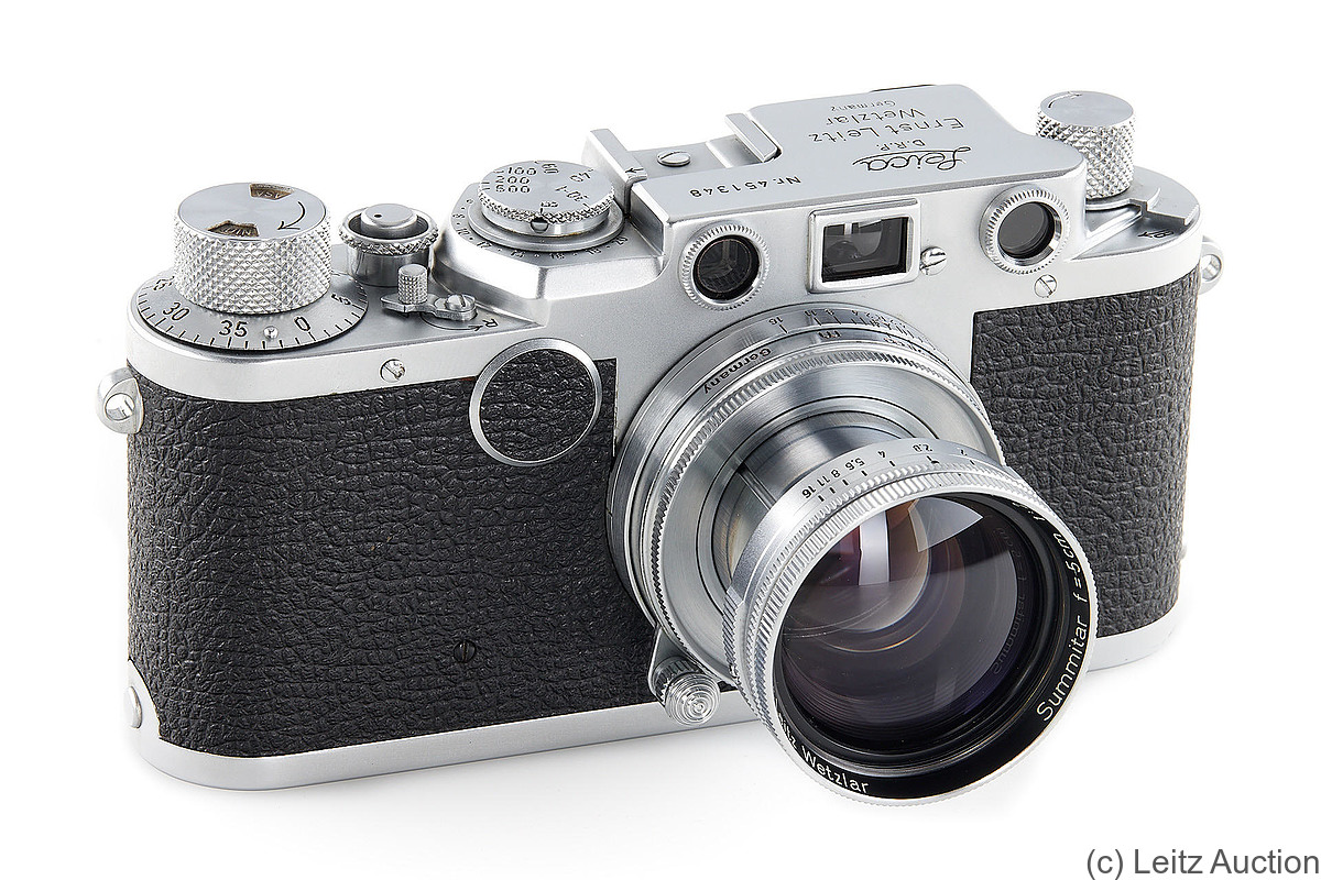 Leitz: Leica IIf (black dial) camera