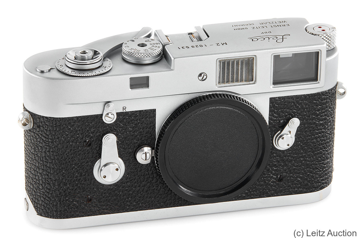 Leitz: Leica M2 (chrome, lever rewind) camera