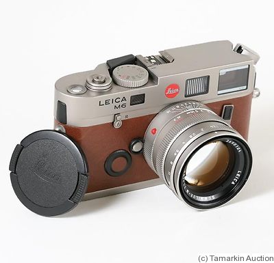 Leitz: Leica M6 TTL .72 Titanium camera