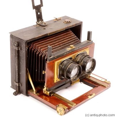 Mackenstein: Stereo Folding Camera camera