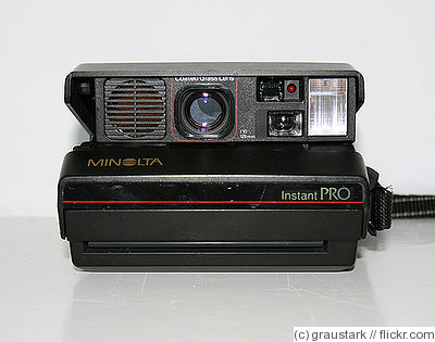 Minolta: Instant PRO camera