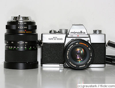 Minolta: Minolta SRT-200 camera