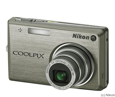 Nikon: Coolpix S700 camera
