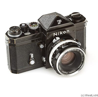 Nikon: Nikon F (eyelevel, black, 64*) camera
