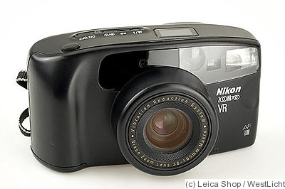 Nikon: Nikon Zoom 700 VR camera