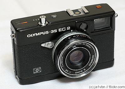 Olympus: Olympus 35 EC2 camera