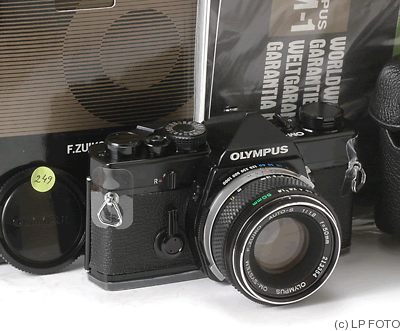 Olympus: Olympus OM-1 (black) camera