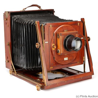 Perken & Son: Studio-Camera camera