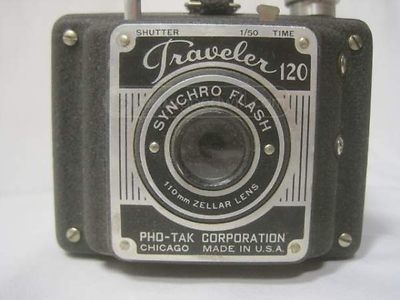 Pho-tak: Traveler 120 Synchro Flash camera