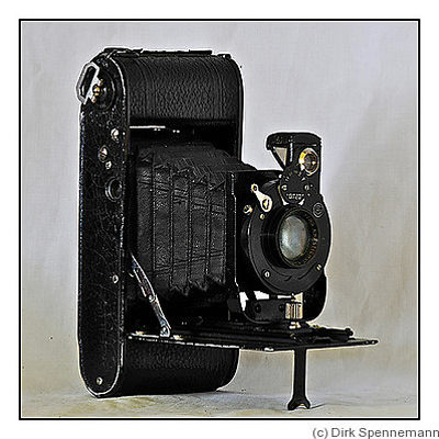 Plavic: Plavic (rollfilm) camera