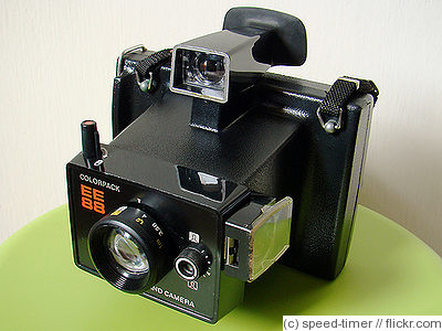 Polaroid: EE 88 camera