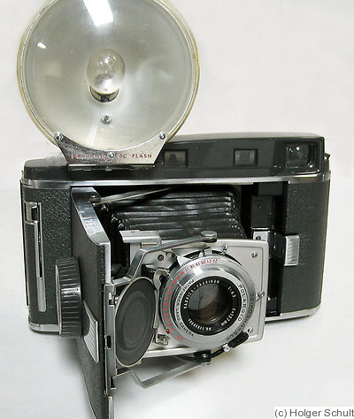 Polaroid: Polaroid 120 Land Camera camera