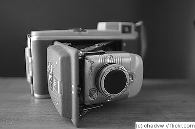Polaroid: Polaroid 80A (Highlander) camera