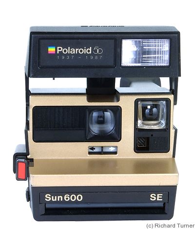 Polaroid: SUN 600 SE 50 camera