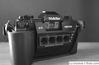 Quantronics: Nishika 3D N 8000 camera