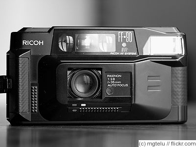 Ricoh: Ricoh FF-90 camera