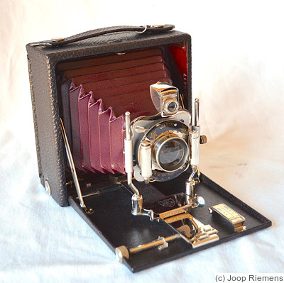 Rochester: Compact Poco camera