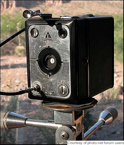 Sears Roebuck: Tower Flash 120 Model 8 camera