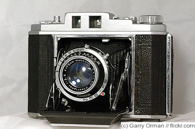 Suruga Seiki: Mihama Six Model IIIa camera
