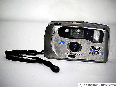 Vivitar: Vivitar XB200 camera