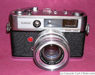 Yashica: Lynx 5000 camera