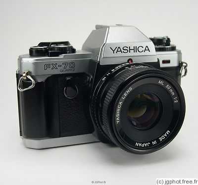 Yashica: Yashica FX-70 Quartz camera