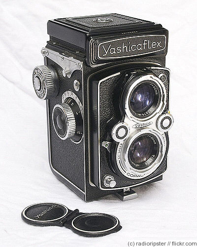 Yashica: Yashicaflex (Mod B) camera