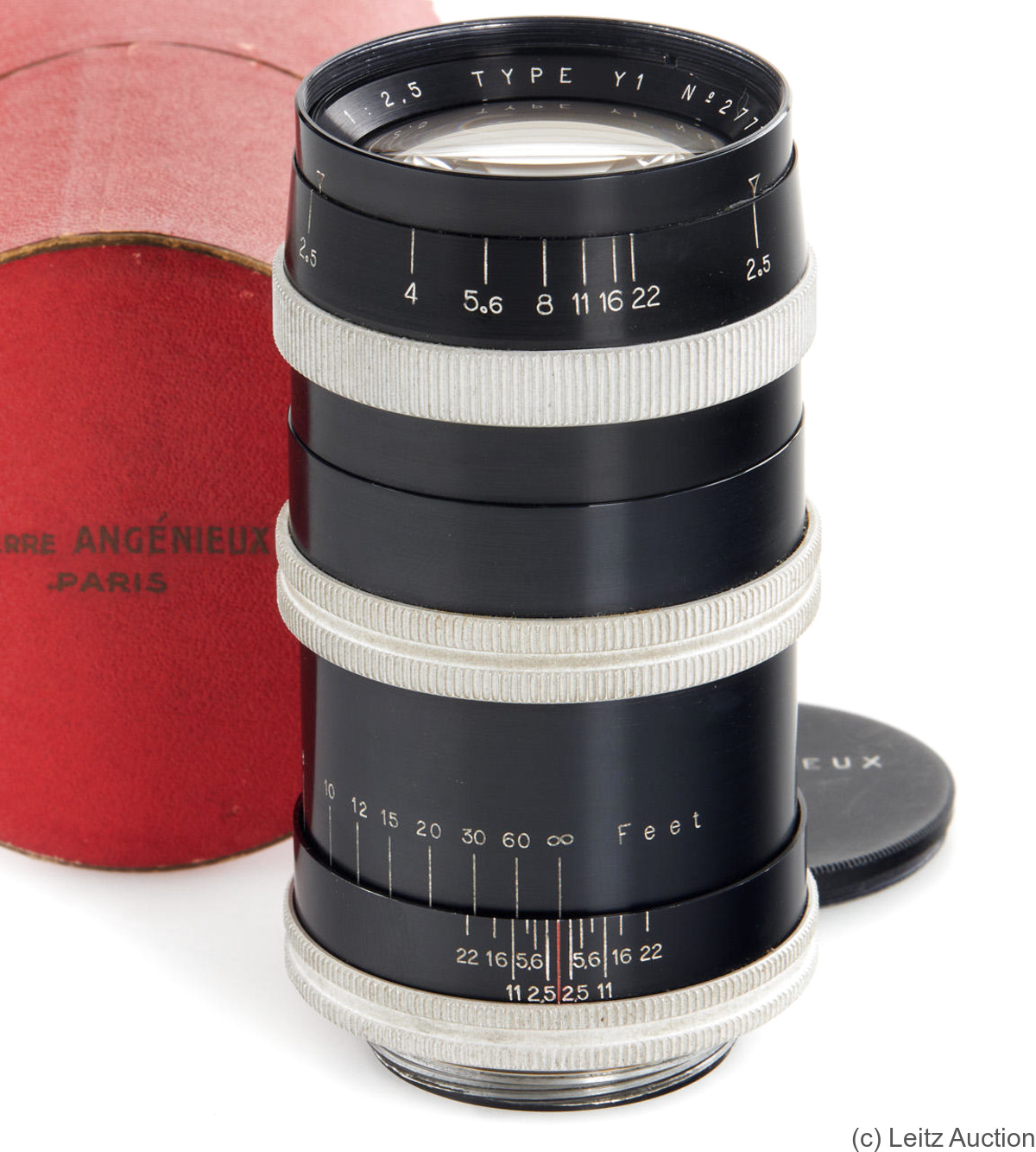 Angénieux: 90mm (9cm) f2.5 Type Y1 (M39, black/chrome) camera
