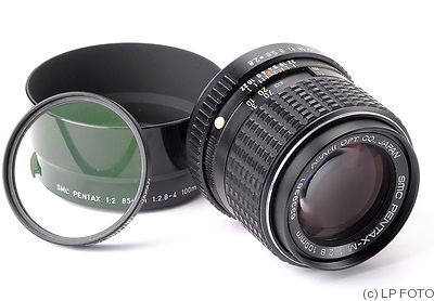 Asahi: 100mm (10cm) f2.8 SMC Pentax-M (PK) camera